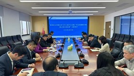 嘉定综保区公司召开理论学习中心组扩大会暨 “守正创新聚力量 凝心聚力谋发展”主题党日活动